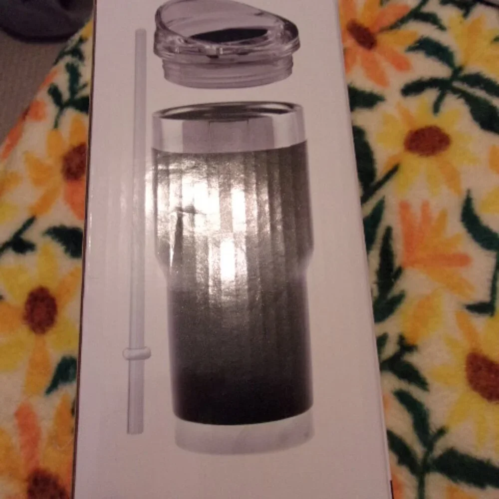 Live with Ryan & Kelly New Tumbler 27 oz